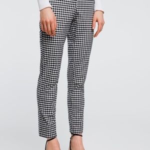 Size Medium Zara Gingham Pants